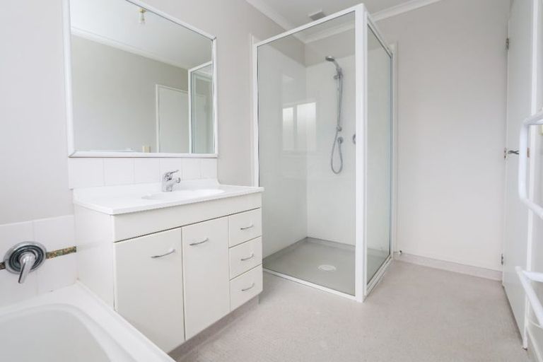 Photo of property in 183 Old Farm Road, Hamilton East, Hamilton, 3216