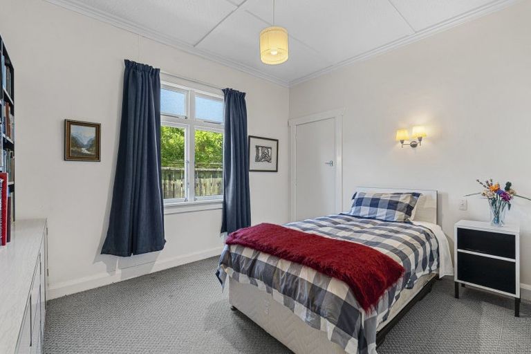 Photo of property in 6 French Street, Moturoa, New Plymouth, 4310