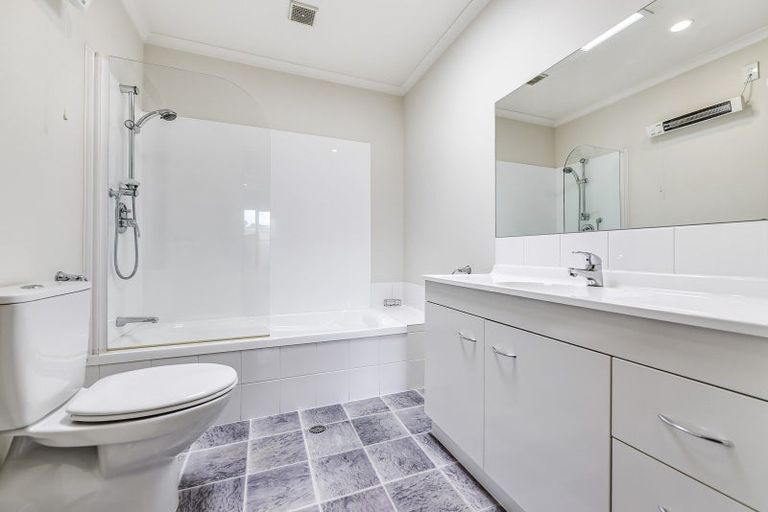 Photo of property in Bramley Gardens, 8/3 Turnbury Court, Rototuna, Hamilton, 3210