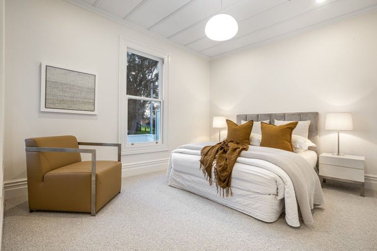 Photo of property in 4 Cheltenham Road, Devonport, Auckland, 0624