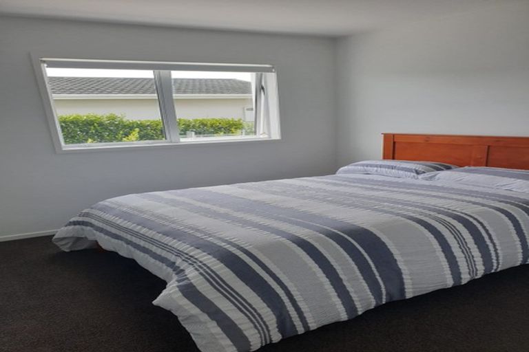 Photo of property in 43 Rosario Crescent, Red Beach, 0932