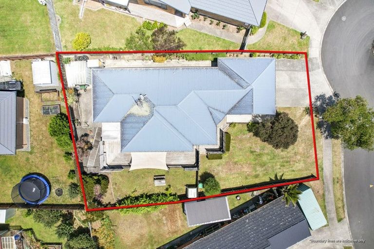 Photo of property in 13 Dorchester Place, Nawton, Hamilton, 3200