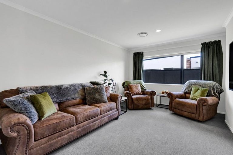 Photo of property in 65 Links Drive, Waiwhakaiho, New Plymouth, 4312