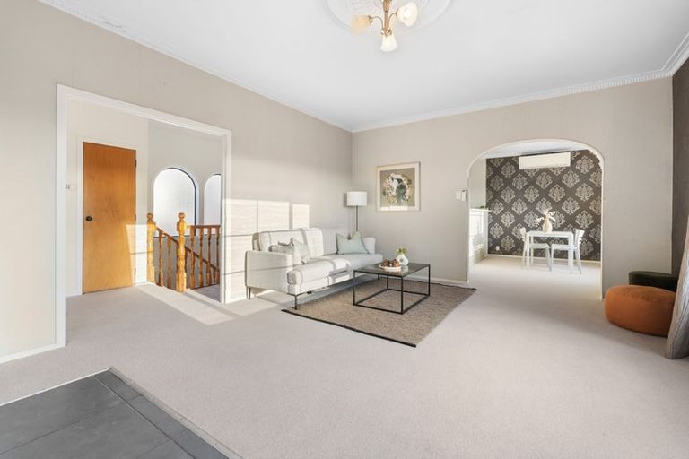 Photo of property in 1/269 Titirangi Road, Titirangi, Auckland, 0604