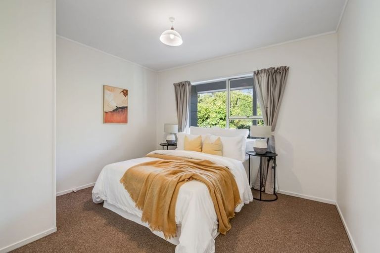Photo of property in 12 Simon Ellice Drive, Bayview, Auckland, 0629