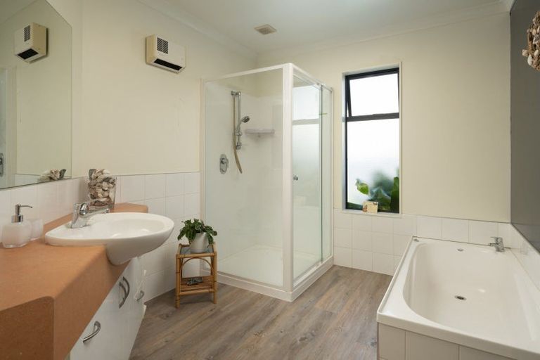 Photo of property in 51 Murphys Road, Springlands, Blenheim, 7201