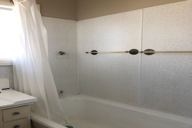 Photo of property in 23 Bevington Street, Avonhead, Christchurch, 8042