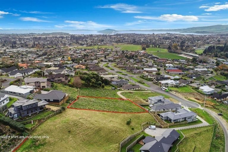 Photo of property in 33 Great Road West, Matipo Heights, Rotorua, 3015