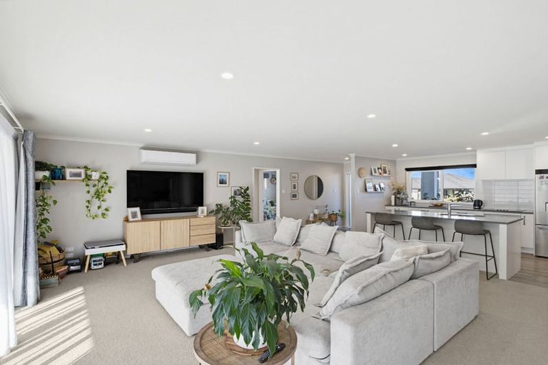 Photo of property in 5 Karanema Place, Coastlands, Whakatane, 3120