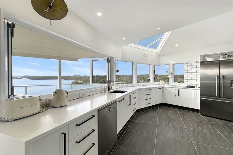 Photo of property in 13 English Bay Road, Opua, 0200