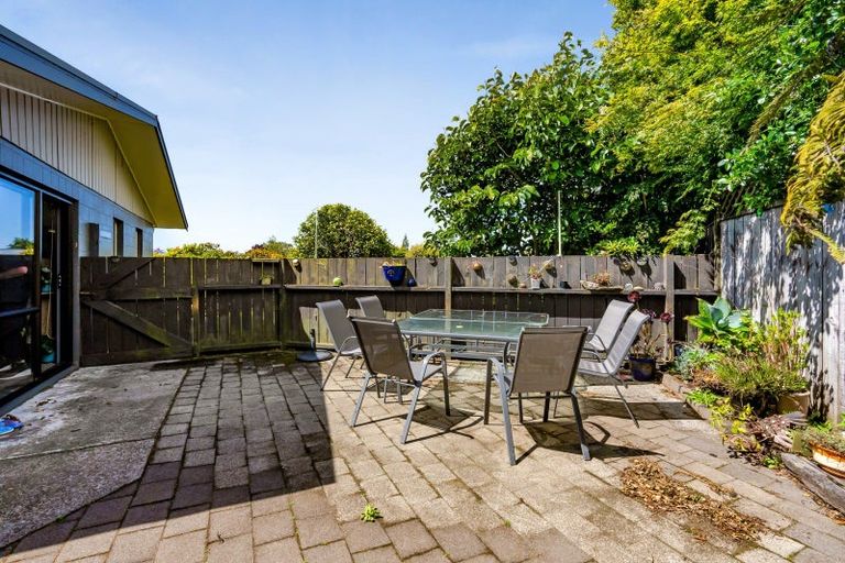 Photo of property in 1 Tainui Terrace, Inglewood, 4330