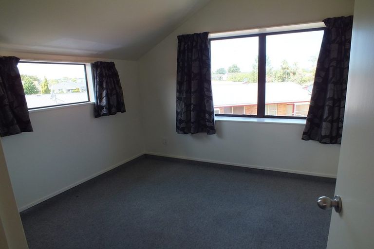 Photo of property in 4/9 Nelson Street, Riccarton, Christchurch, 8011