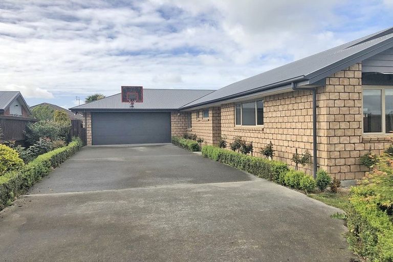 Photo of property in 5 Wheatsheaf Drive, Leeston, 7632