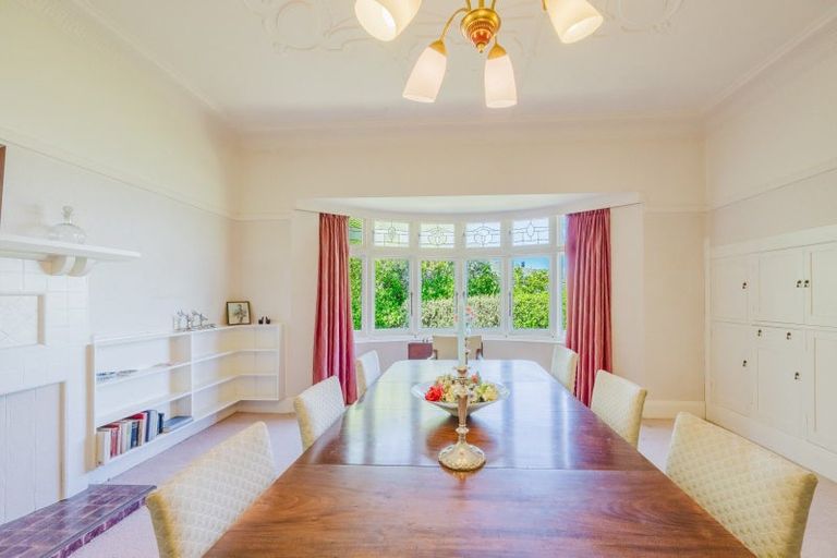 Photo of property in 10 Tavistock Road, Waipukurau, 4200