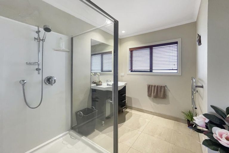 Photo of property in 25 Langdale Court, Huntington, Hamilton, 3210