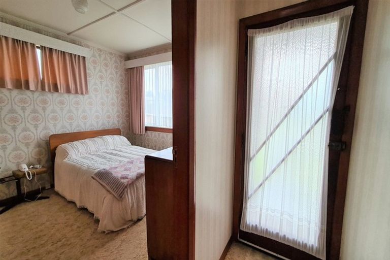 Photo of property in 150 Miranda Street, Stratford, 4332