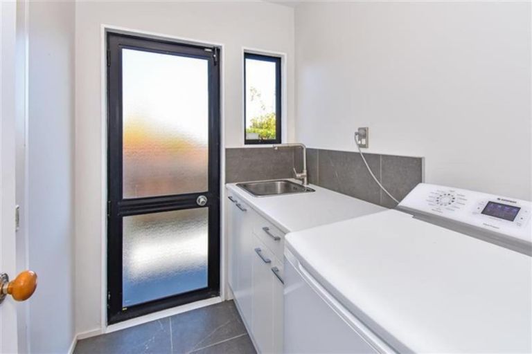 Photo of property in 50b Kauri Road, Pukekohe, 2120