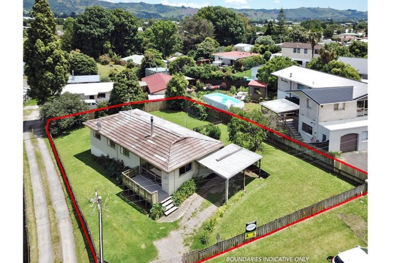 Photo of property in 61 Dunlop Road, Te Puke, 3119