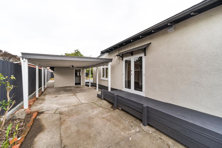 Photo of property in 85 Shamrock Street, Takaro, Palmerston North, 4412