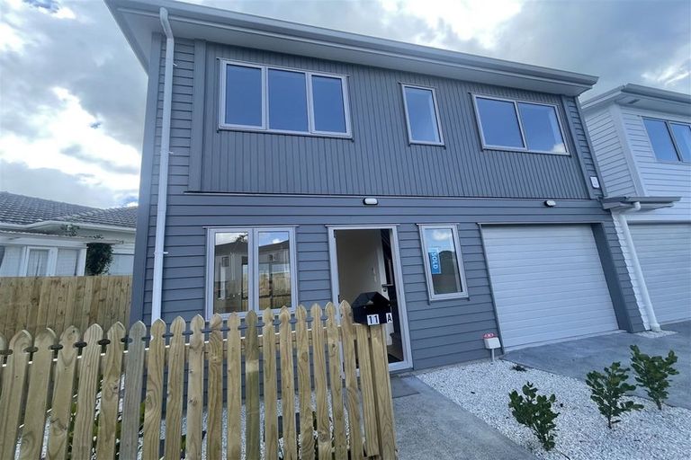 Photo of property in 11a Reid Road, New Lynn, Auckland, 0600
