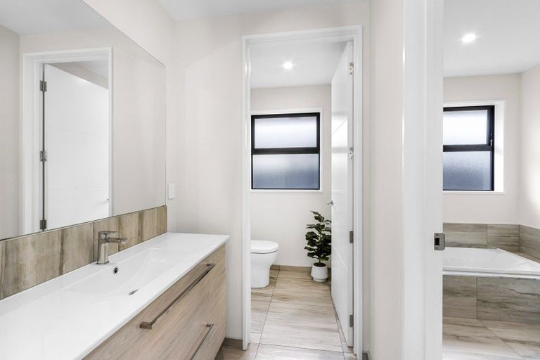 Photo of property in 85 Prestons Park Drive, Marshland, Christchurch, 8083