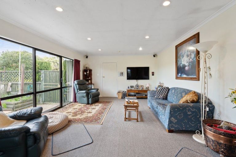 Photo of property in 25 Featherstone Avenue, Kairaki, 7630