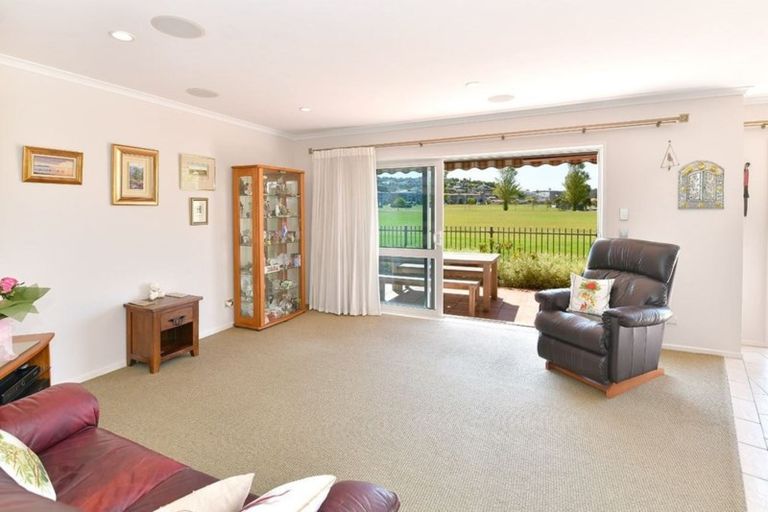 Photo of property in 93a Florence Avenue, Orewa, 0931