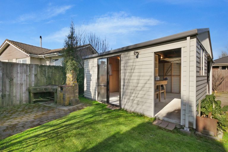 Photo of property in 36 Pensacola Crescent, Broomfield, Christchurch, 8042