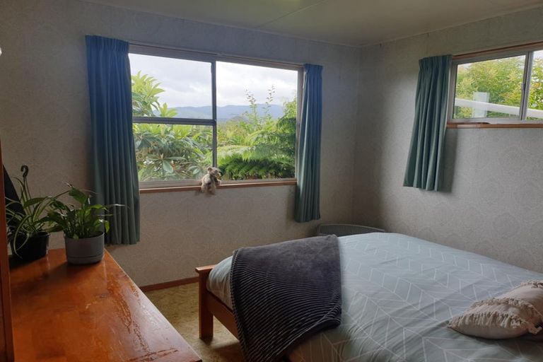 Photo of property in 82 Howard Road, Orere Point, Papakura, 2585