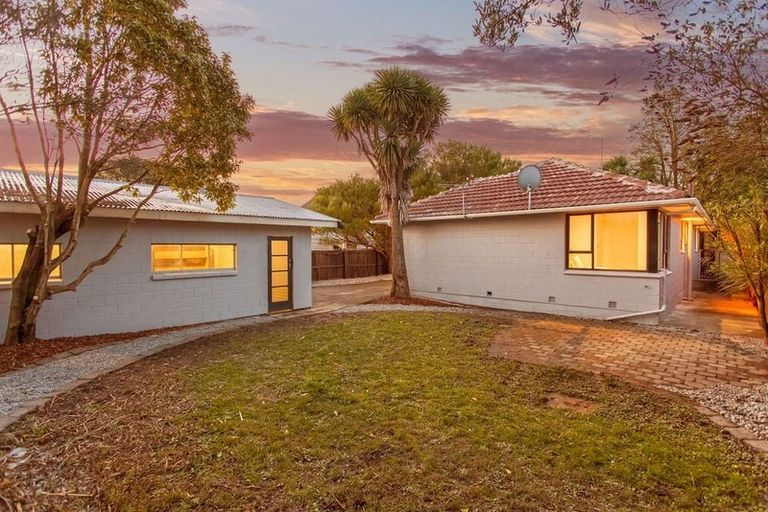 Photo of property in 19 Rosamund Place, Halswell, Christchurch, 8025