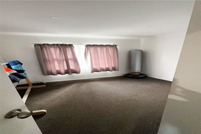 Photo of property in 71 John Walker Drive, Manurewa, Auckland, 2102