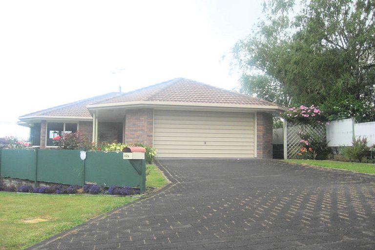 Photo of property in 62c Oxford Street, Te Puke, 3119
