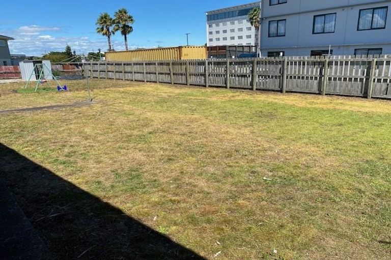 Photo of property in 24 Michelle Place, Mangere, Auckland, 2022