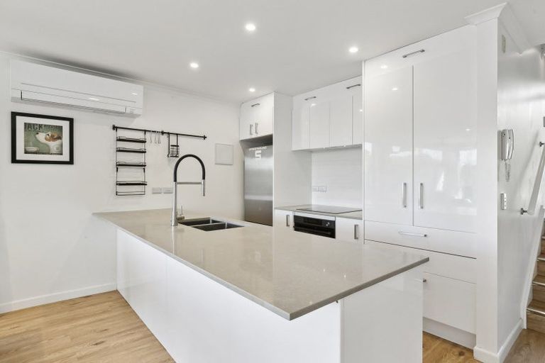 Photo of property in 1/27 The Rigi, Northland, Wellington, 6012