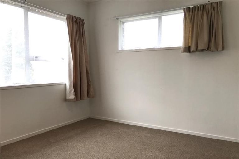 Photo of property in 3 Jarrah Place, Massey, Auckland, 0614