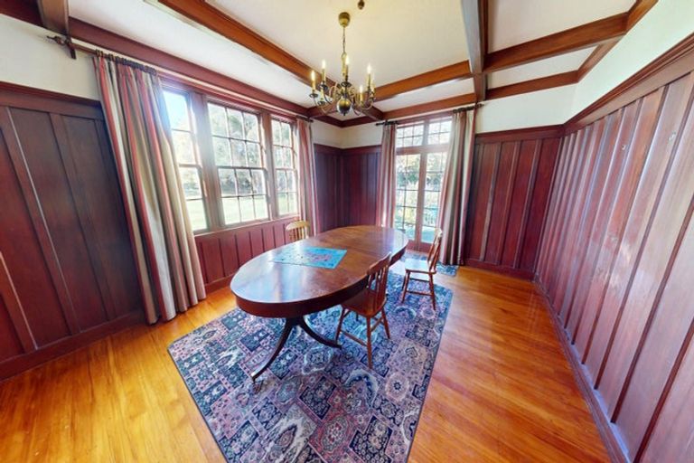 Photo of property in Arlesford House, 202 State Highway 3, Westmere, Whanganui, 4574