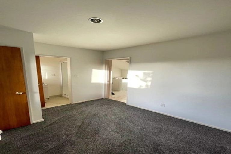 Photo of property in 12/1 Briar Way, New Lynn, Auckland, 0600