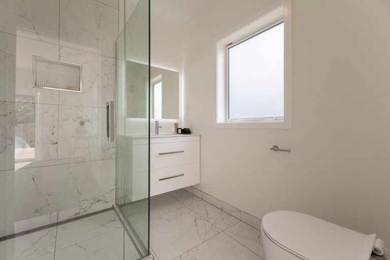 Photo of property in 23 Frimley Terrace, Waikanae Beach, Waikanae, 5036