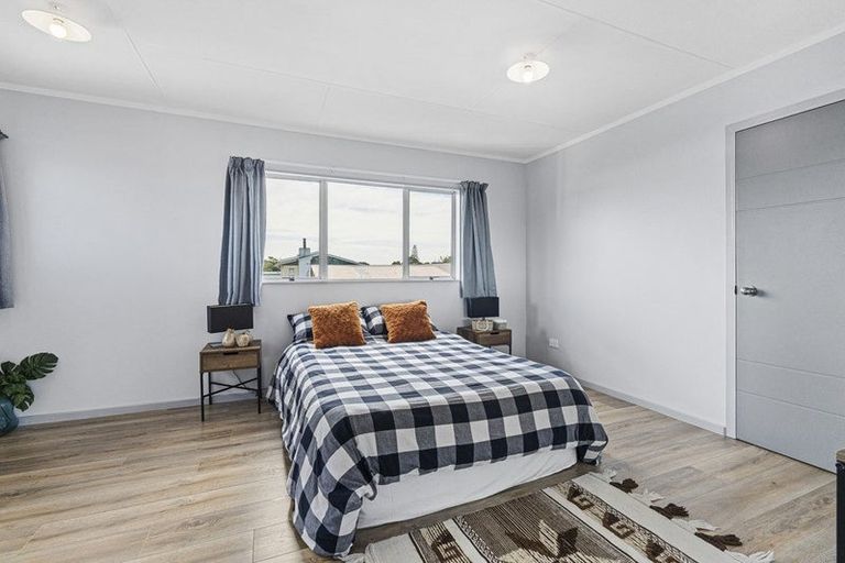 Photo of property in 2 Aratapu Street, Waitara, 4320