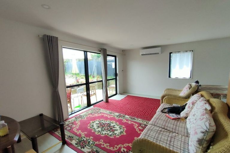 Photo of property in 48 Spence Road, Henderson, Auckland, 0612
