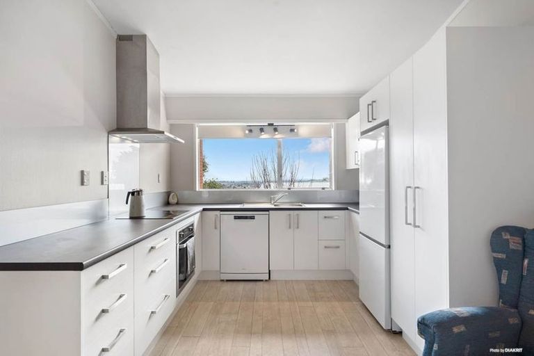 Photo of property in 2b Lynley Terrace, Pukekohe, 2120