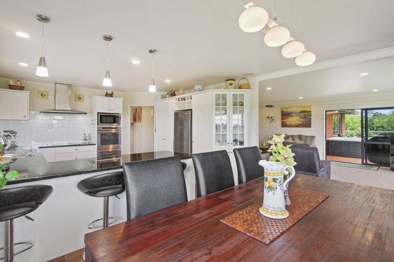 Photo of property in 137 Hart Road, Pukekohe, 2676