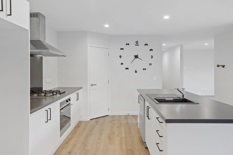 Photo of property in 14 Northmoor Boulevard, Rolleston, 7615