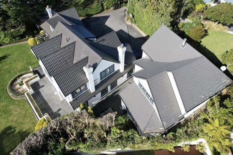 Photo of property in 29 Padnell Crescent, Paparangi, Wellington, 6037