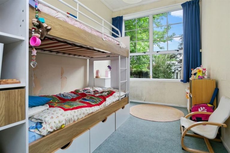 Photo of property in 126 Saint Kilda Road, Cambridge, 3493