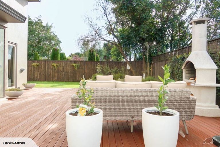 Photo of property in 2/745 Acacia Bay Road, Acacia Bay, Taupo, 3330