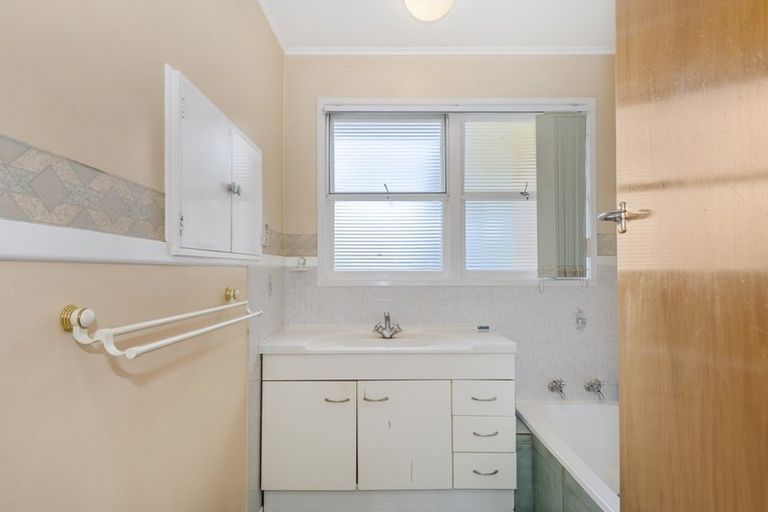 Photo of property in 9 Jellicoe Street, Te Puke, 3119