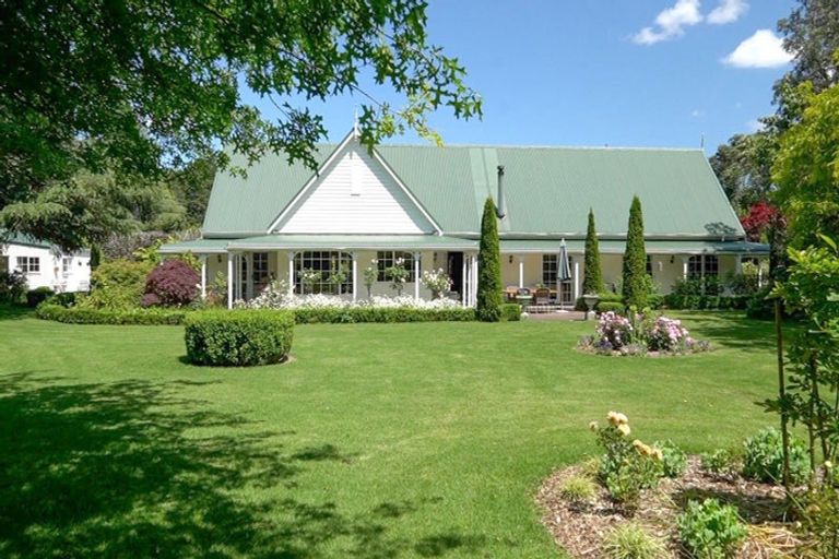 Photo of property in 9 Helland Drive, Bombay, Drury, 2579