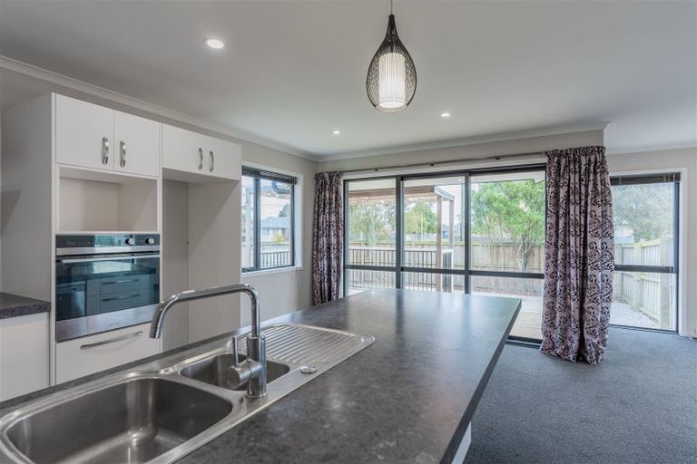 Photo of property in 130 Rowses Road, Aranui, Christchurch, 8061