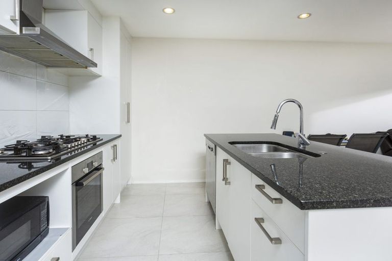 Photo of property in 31/5 Perekia Street, Albany, Auckland, 0632